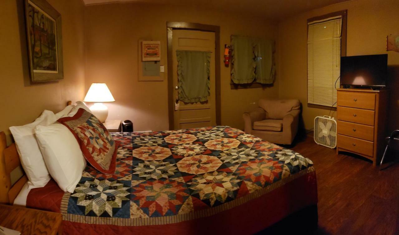 San Juan Motel & Cabins Pagosa Springs Extérieur photo